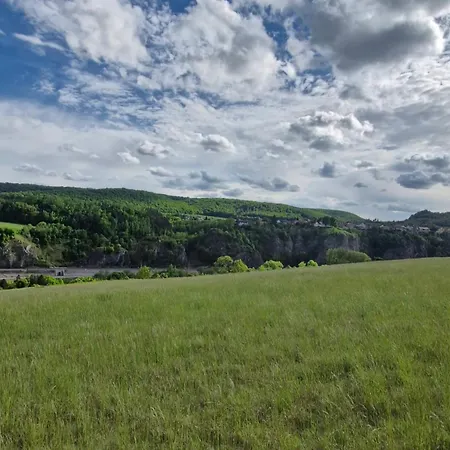 Lesni V Male Hrastici, Zazitek Klidu V Prirode * Malá Hraštice